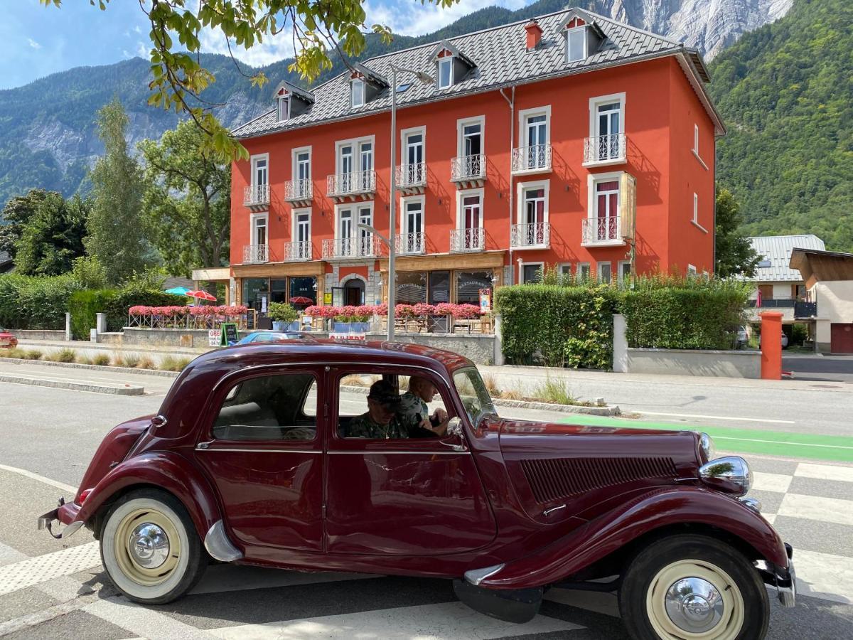 Hotel Oberland Le Bourg-d'Oisans Exterior photo