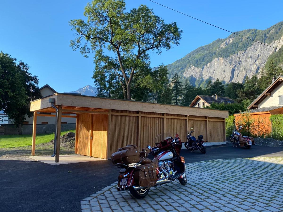 Hotel Oberland Le Bourg-d'Oisans Exterior photo