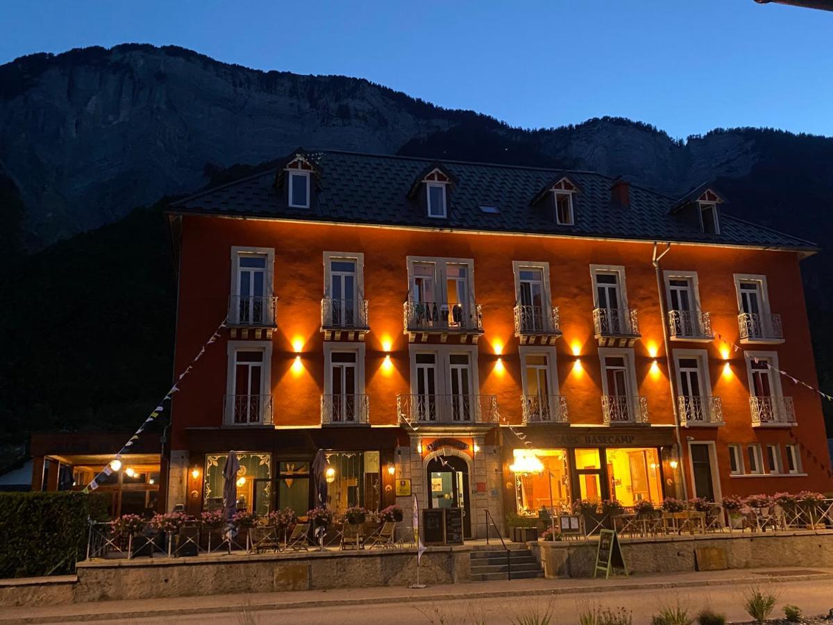 Hotel Oberland Le Bourg-d'Oisans Exterior photo